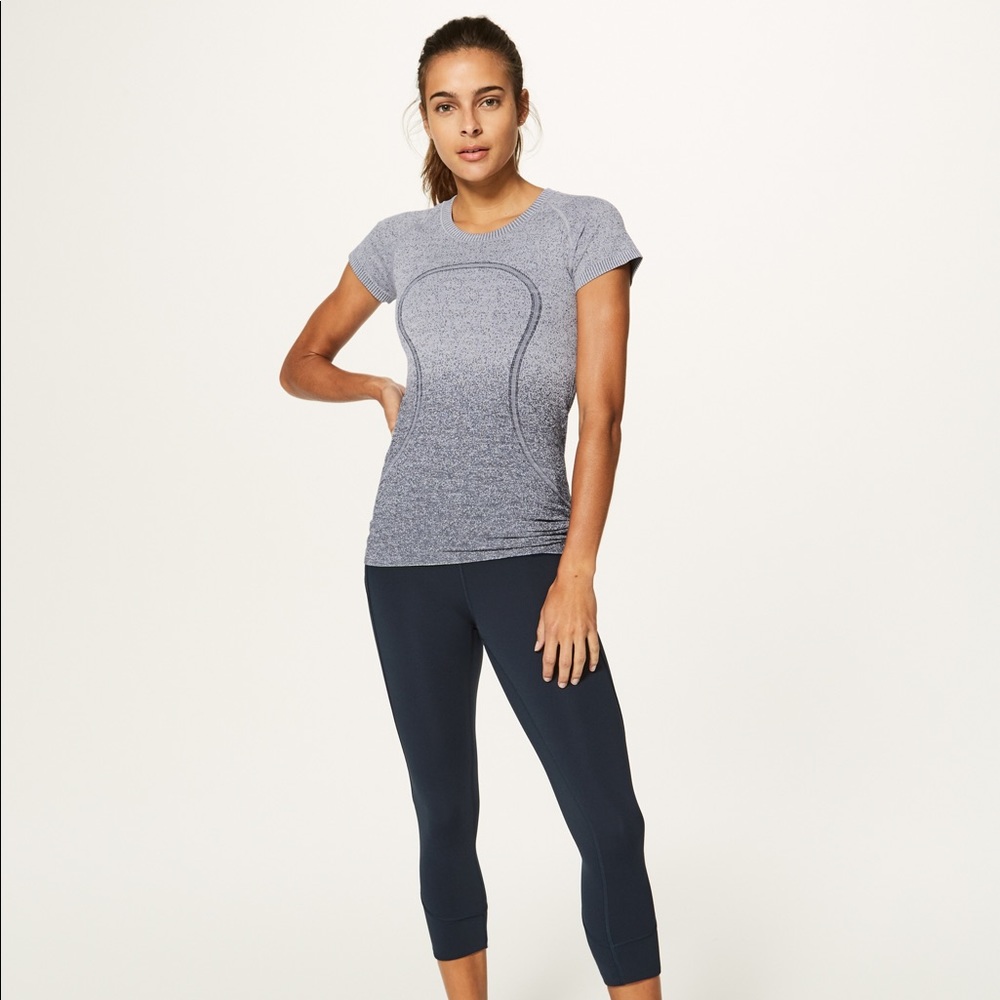 Lululemon OMBRÉ swiftly tech short sleeve size 10